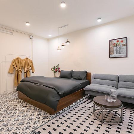 Delapong Homestay - 50M To Hoan Kiem Lake 河内 外观 照片