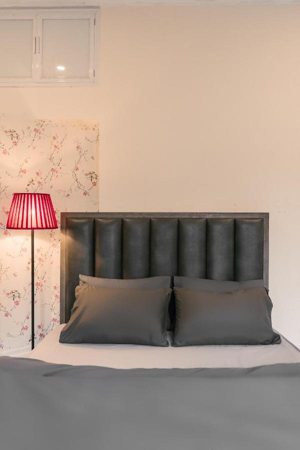 Delapong Homestay - 50M To Hoan Kiem Lake 河内 外观 照片